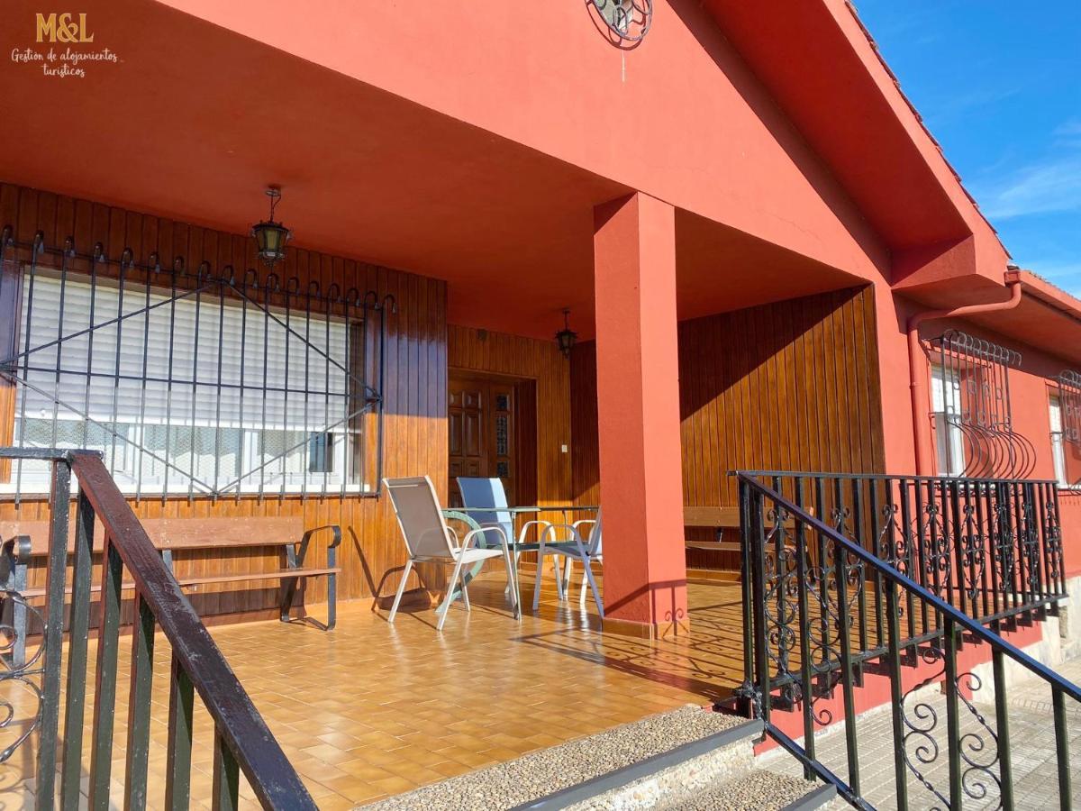 La Casa De Lalo Villa Castrillon Exterior photo